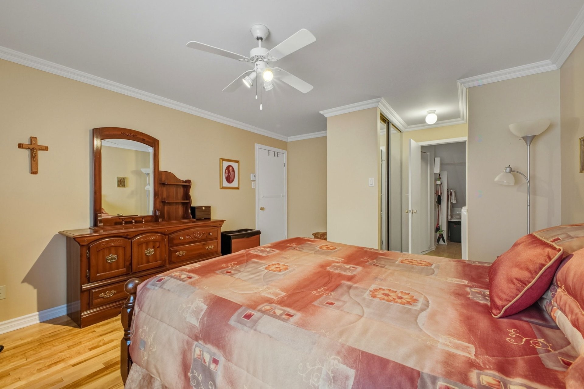 









449


Boul. Wilfrid-Lavigne

, 303,
Gatineau (Aylmer),




QC
J9H6P1

