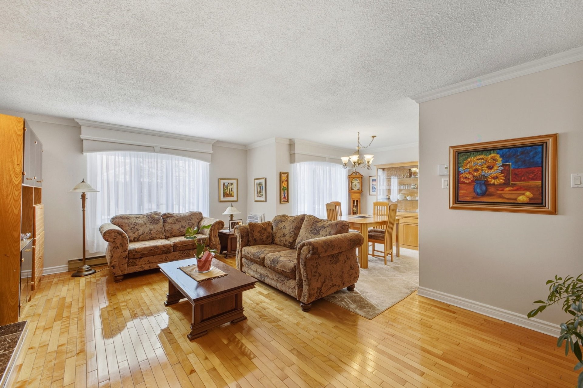 









449


Boul. Wilfrid-Lavigne

, 303,
Gatineau (Aylmer),




QC
J9H6P1

