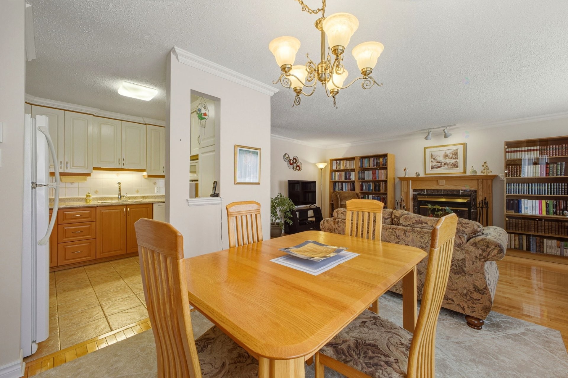 









449


Boul. Wilfrid-Lavigne

, 303,
Gatineau (Aylmer),




QC
J9H6P1

