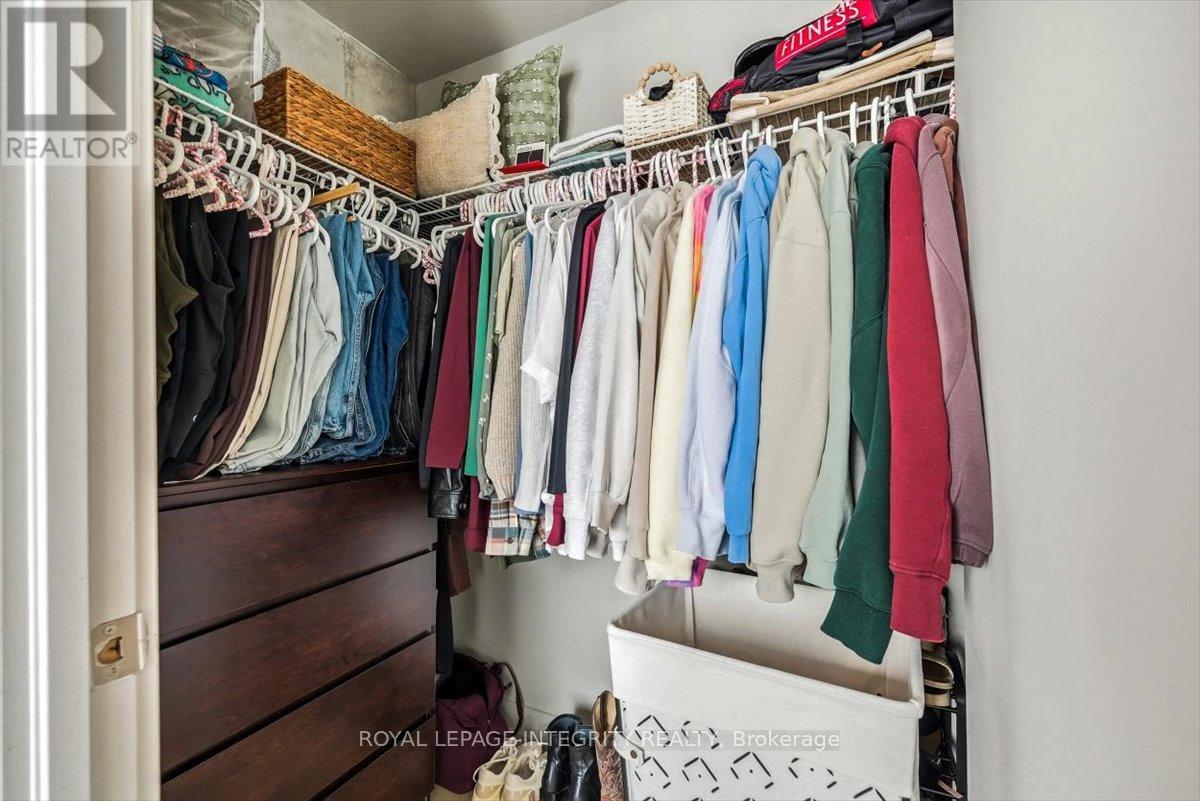 












602 - 203 CATHERINE STREET

,
Ottawa,




Ontario
K2P1J5

