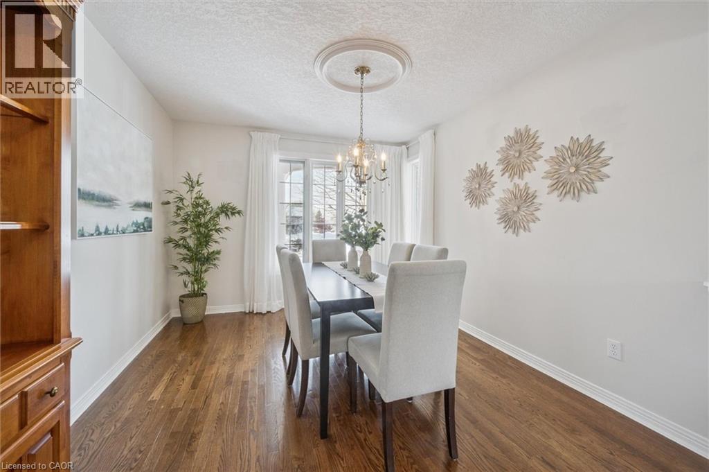 












144 GOLF LINKS Drive

,
Baden,




Ontario
N3A3P1

