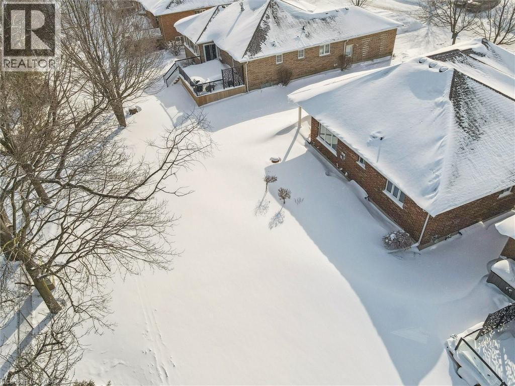 












144 GOLF LINKS Drive

,
Baden,




Ontario
N3A3P1

