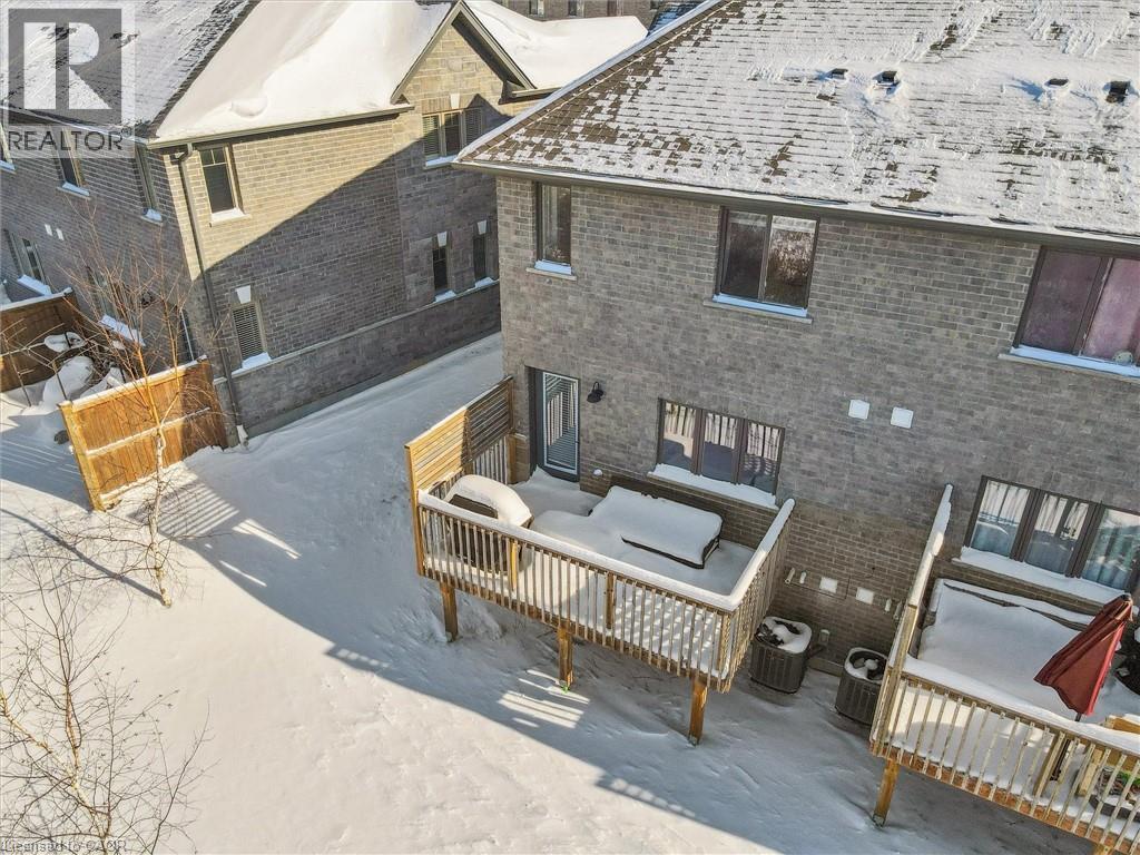 












523 HOLLYBROOK Crescent

,
Kitchener,




Ontario
N2R0P1

