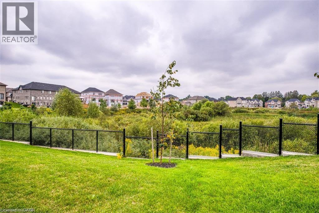 












523 HOLLYBROOK Crescent

,
Kitchener,




Ontario
N2R0P1

