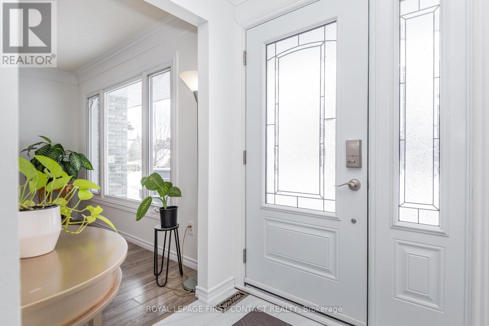 












3 OREN BOULEVARD

,
Barrie,




Ontario
L4N4T3

