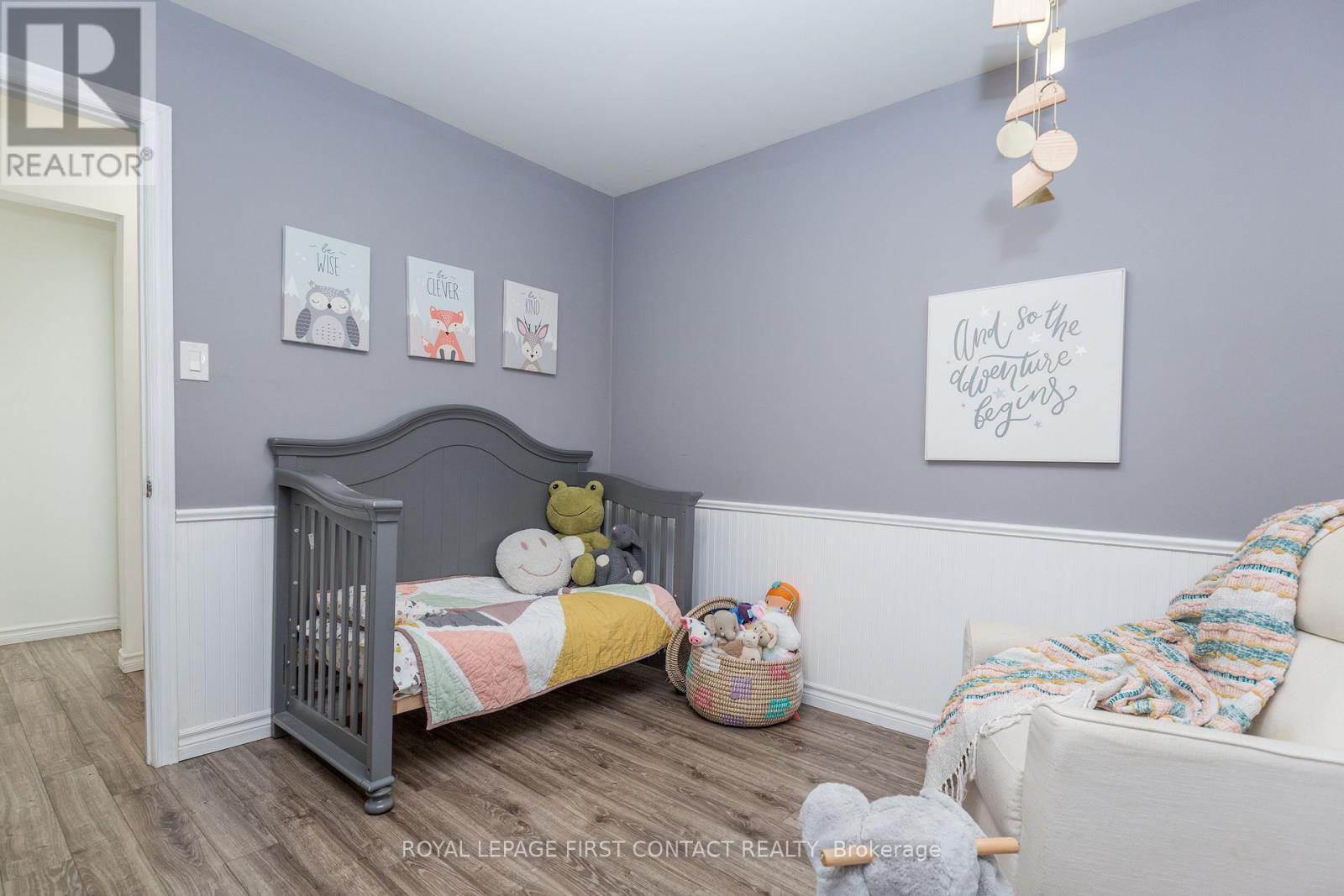 












3 OREN BOULEVARD

,
Barrie,




Ontario
L4N4T3

