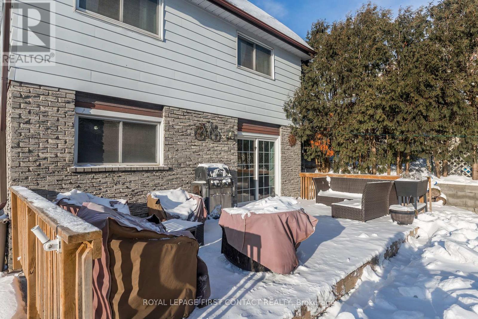 












3 OREN BOULEVARD

,
Barrie,




Ontario
L4N4T3

