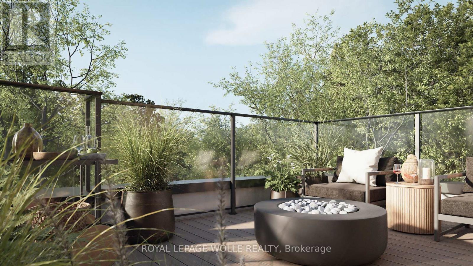 












4 - 180 GORDON STREET

,
Guelph,




Ontario
N1G1X1

