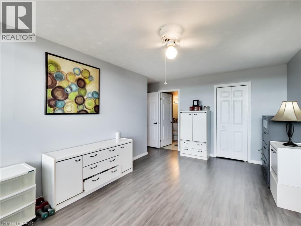 












30 HARRISFORD Street Unit# 405

,
Hamilton,




Ontario
L8K6M9

