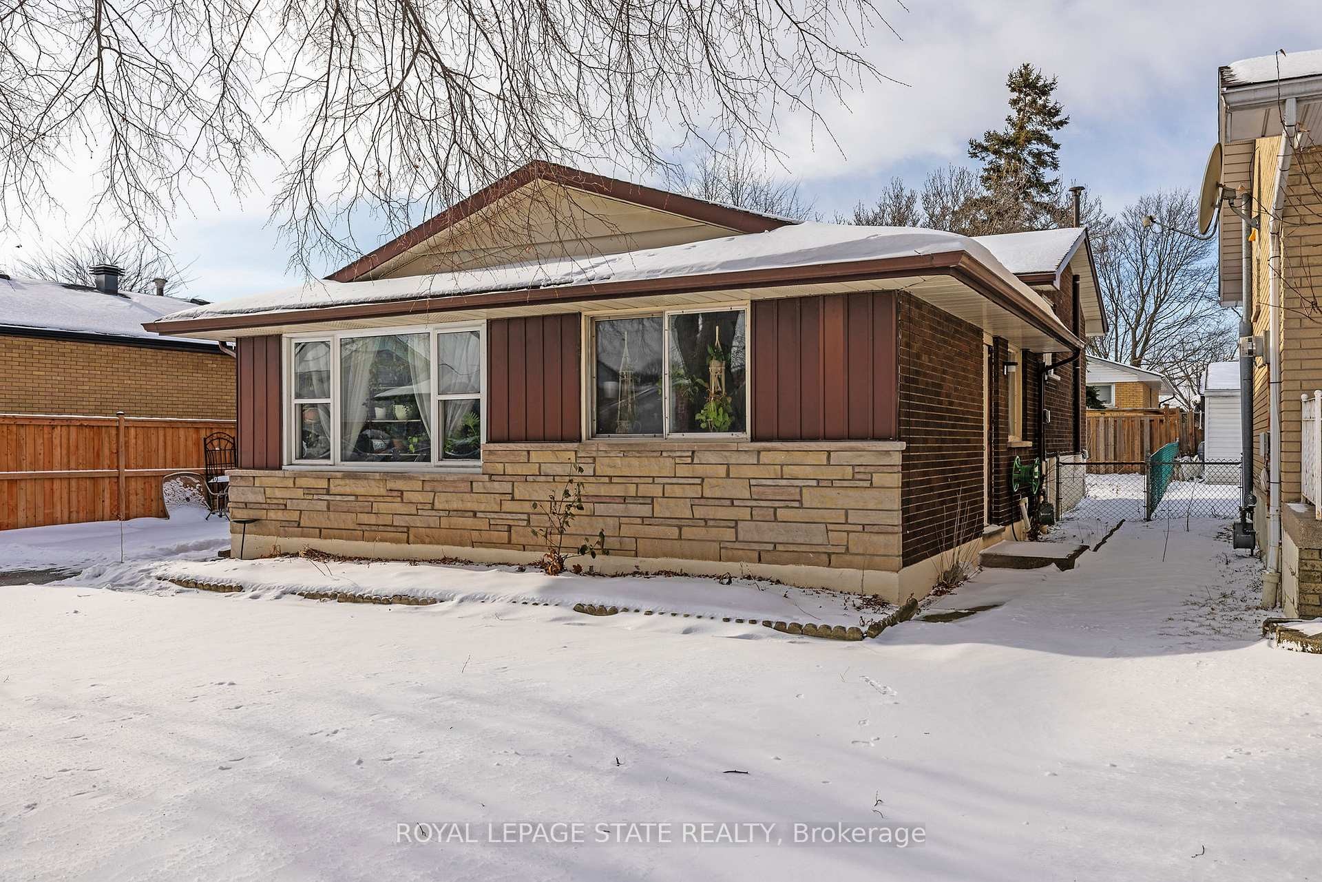 









78


Cromwell

Crescent,
Hamilton,




ON
L8G 2G2

