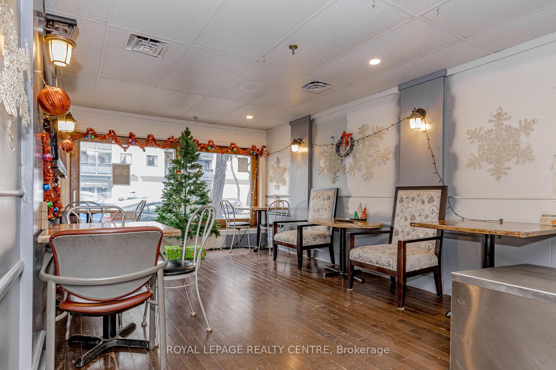 









1028


Eglinton

Avenue West,
Toronto,




ON
M6C 2C5

