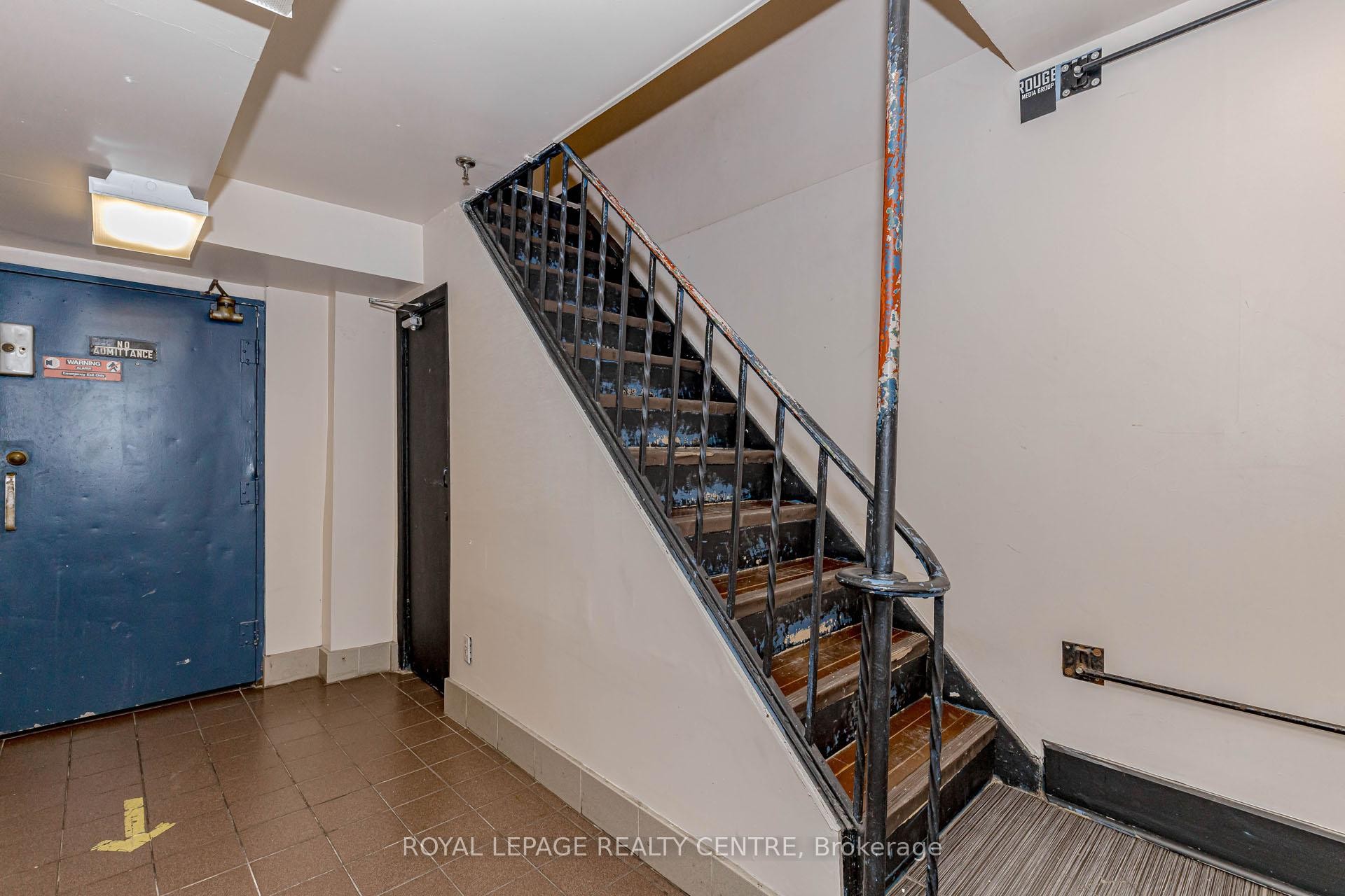 









1028


Eglinton

Avenue West,
Toronto,




ON
M6C 2C5

