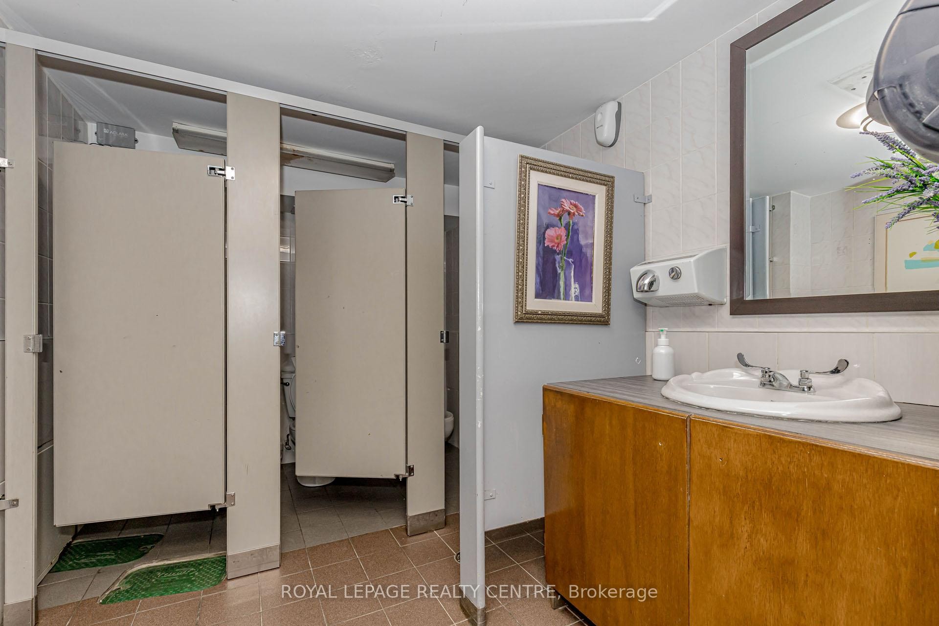 









1028


Eglinton

Avenue West,
Toronto,




ON
M6C 2C5

