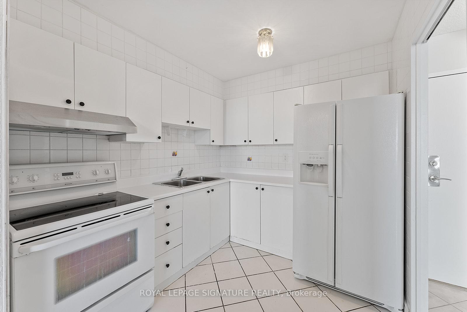 









5


San Romanoway

N/A, 906,
Toronto,




ON
M3N 2Y4

