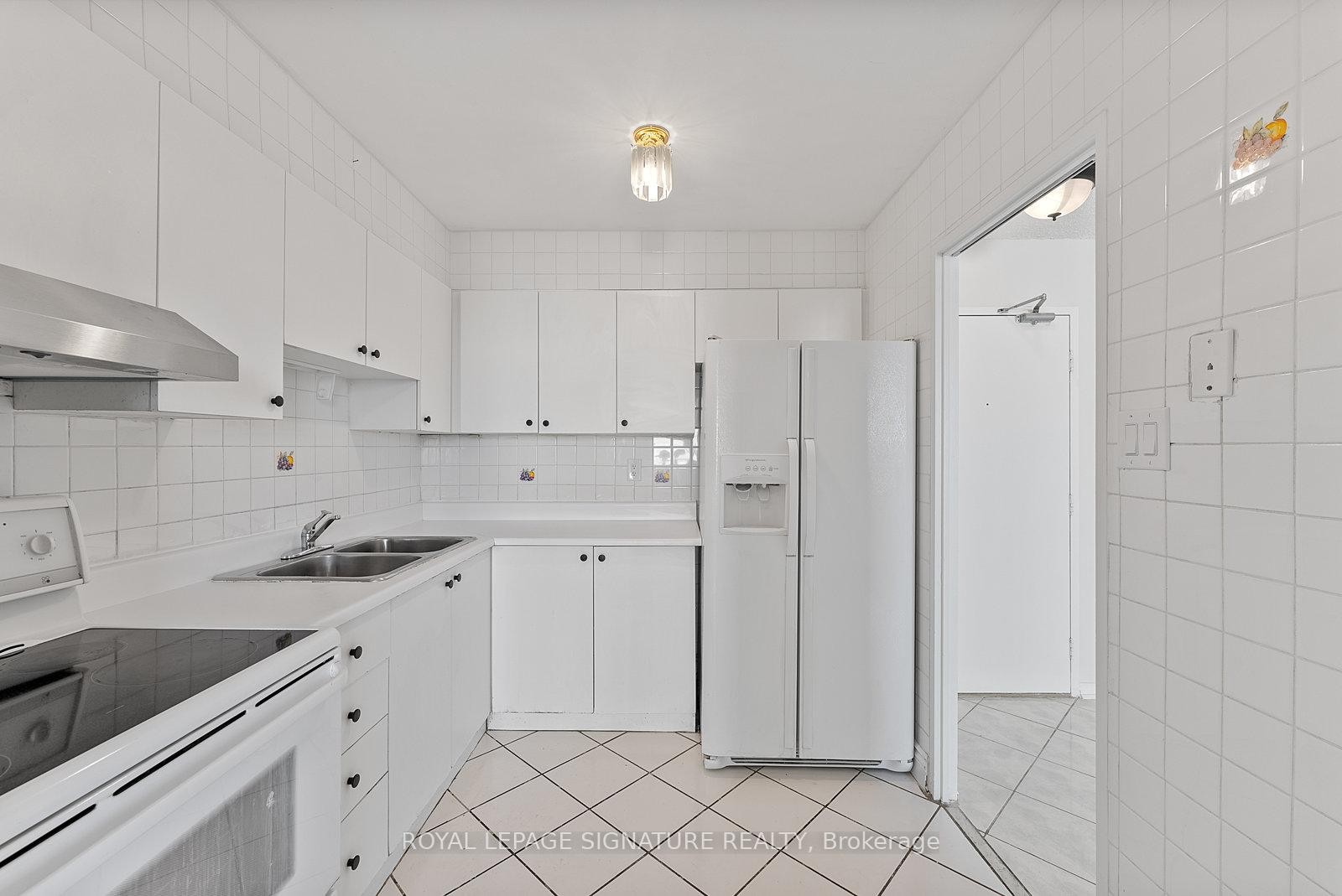 









5


San Romanoway

N/A, 906,
Toronto,




ON
M3N 2Y4

