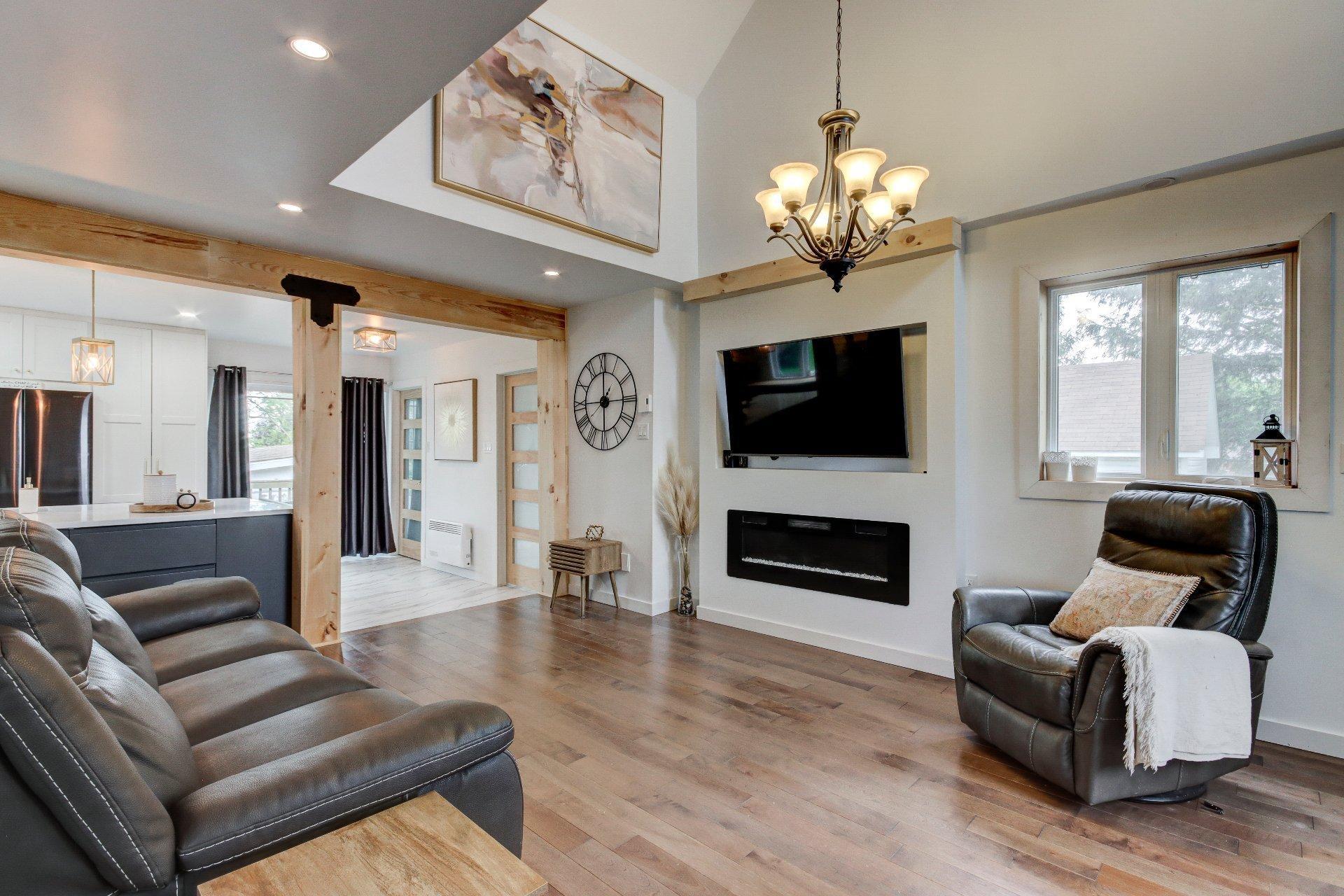 









1774


Ch. du Clocher

,
Saint-Jean-sur-Richelieu,




QC
J2Y1C8

