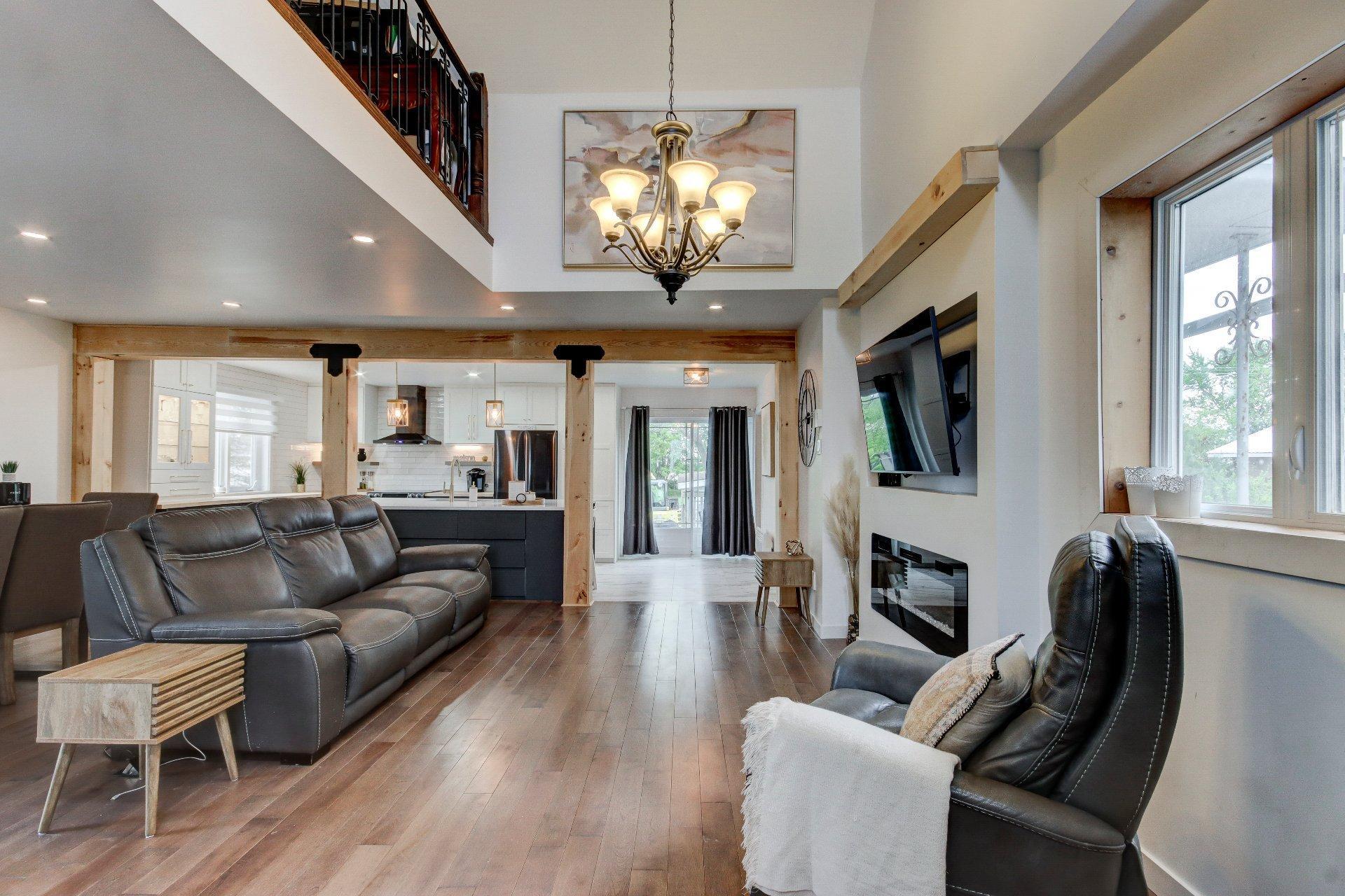 









1774


Ch. du Clocher

,
Saint-Jean-sur-Richelieu,




QC
J2Y1C8

