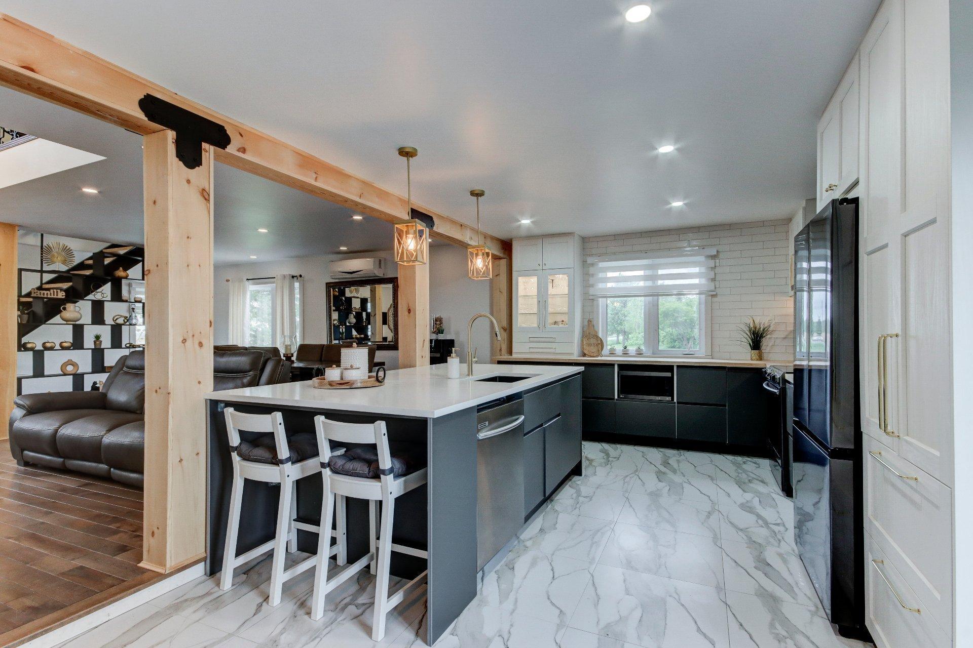 









1774


Ch. du Clocher

,
Saint-Jean-sur-Richelieu,




QC
J2Y1C8

