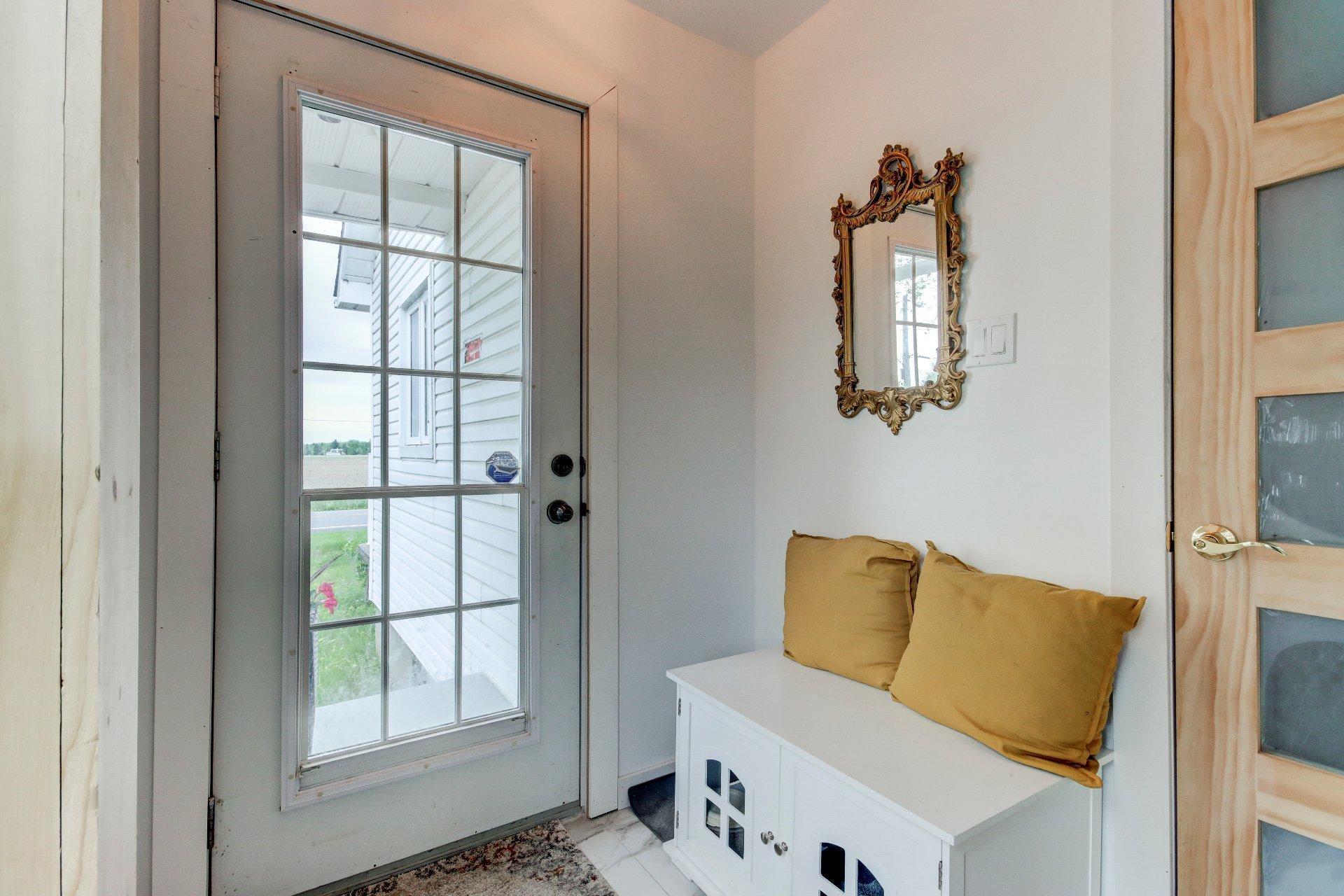 









1774


Ch. du Clocher

,
Saint-Jean-sur-Richelieu,




QC
J2Y1C8

