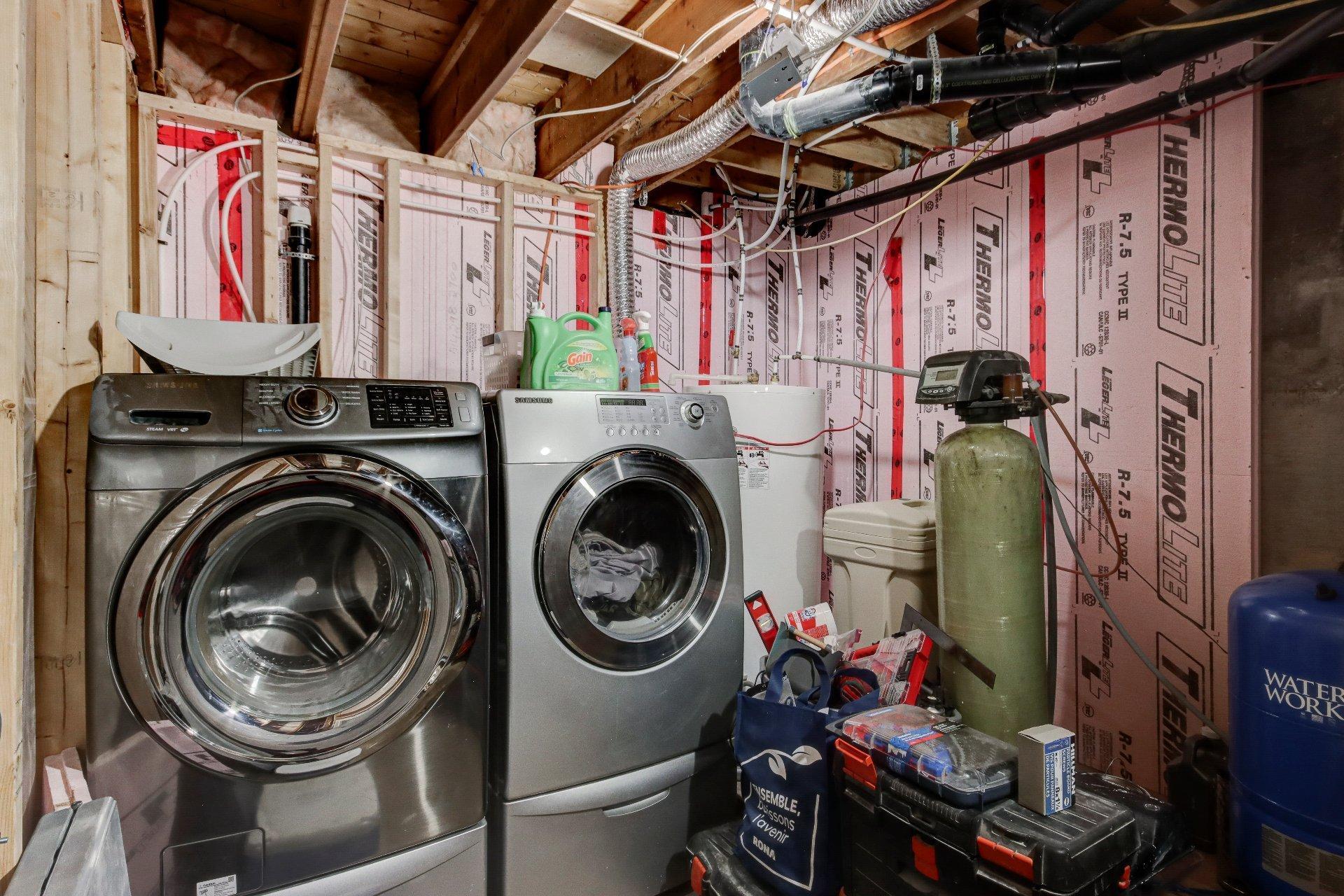 









1774


Ch. du Clocher

,
Saint-Jean-sur-Richelieu,




QC
J2Y1C8

