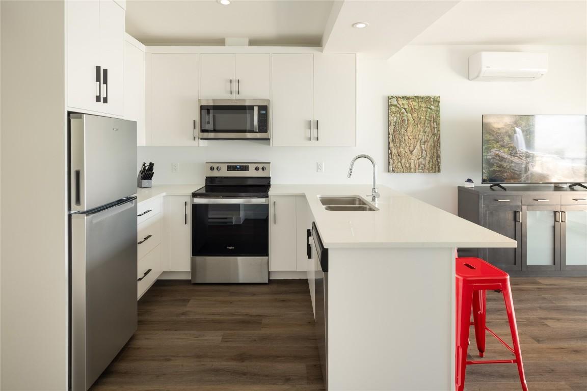 









3628


Sagehill

Court,
Kelowna,




BC
V1V 3G2

