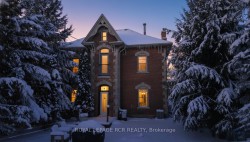 Featured Listing Photo