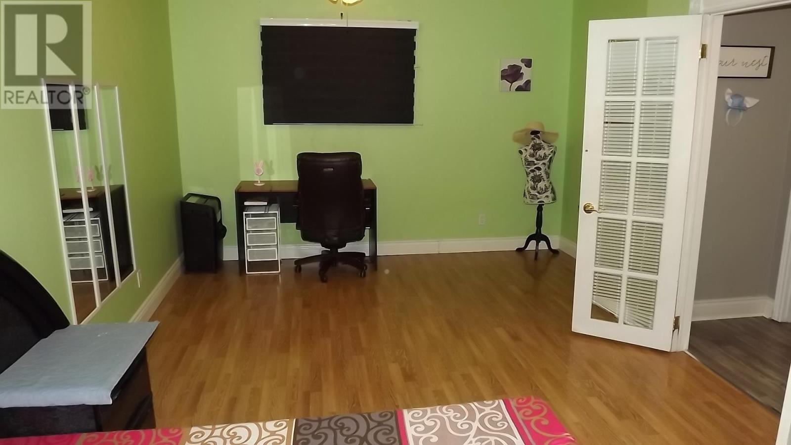 












224 Hillside DR S

,
Elliot Lake,




Ontario
P5A1N5

