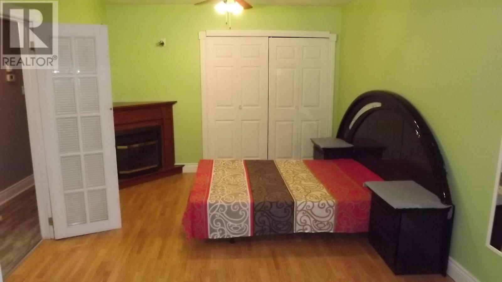 












224 Hillside DR S

,
Elliot Lake,




Ontario
P5A1N5

