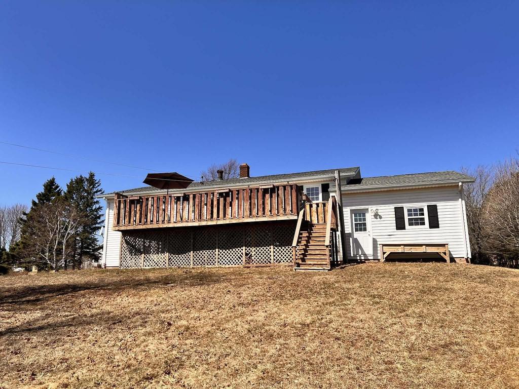 












17 Centennial Drive

,
Kensington,




PE
C0B 1M0

