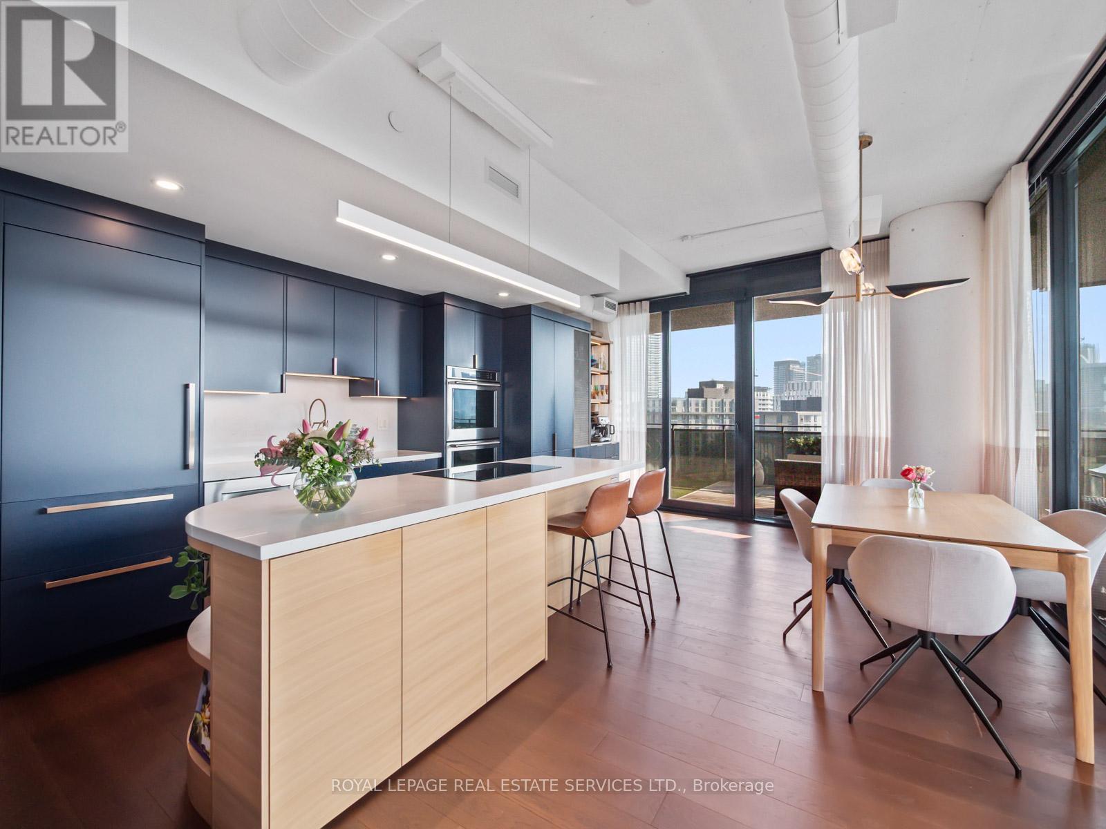 












904 - 21 LAWREN HARRIS SQUARE

,
Toronto,




Ontario
M5A0T4

