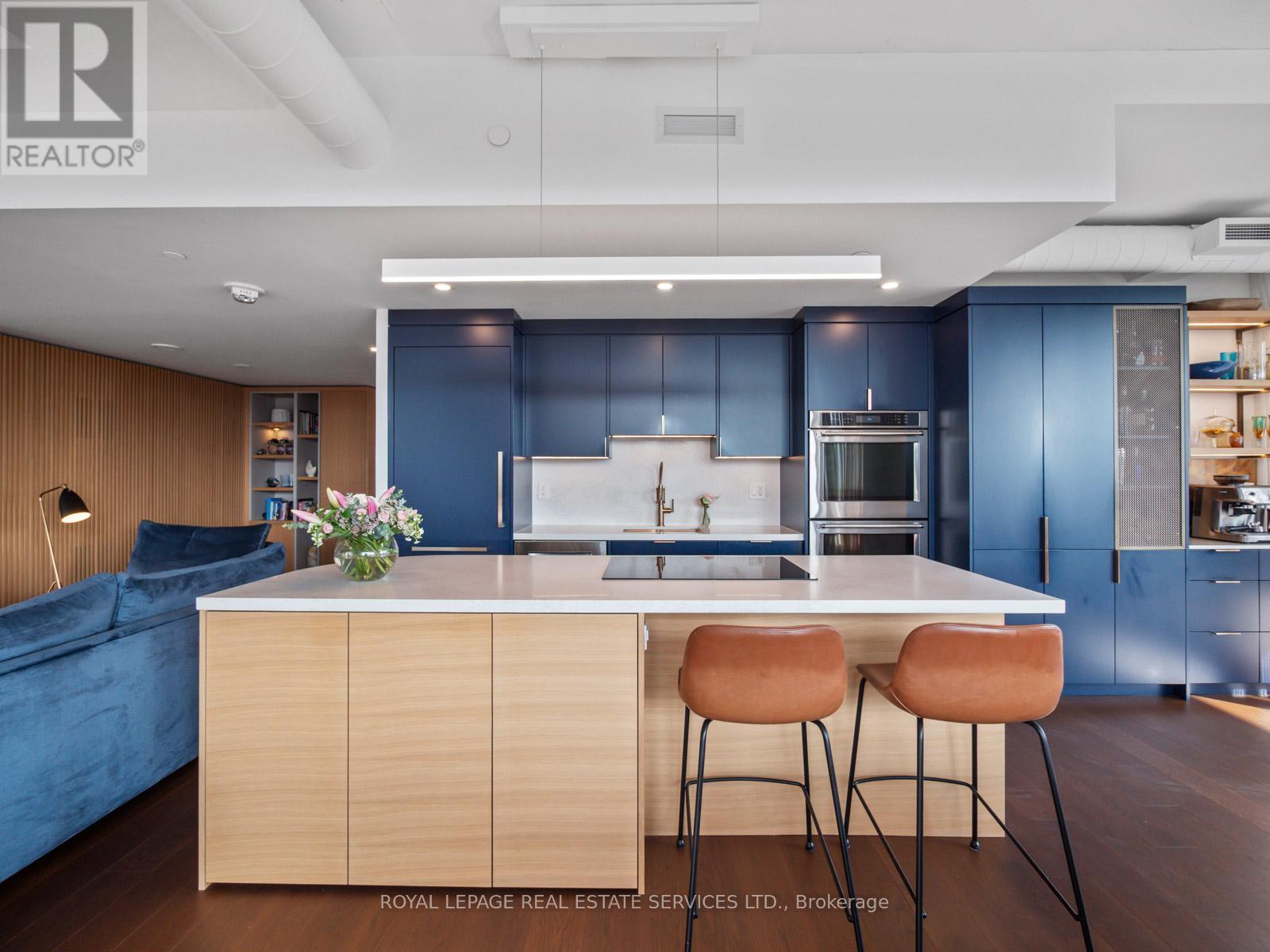 












904 - 21 LAWREN HARRIS SQUARE

,
Toronto,




Ontario
M5A0T4

