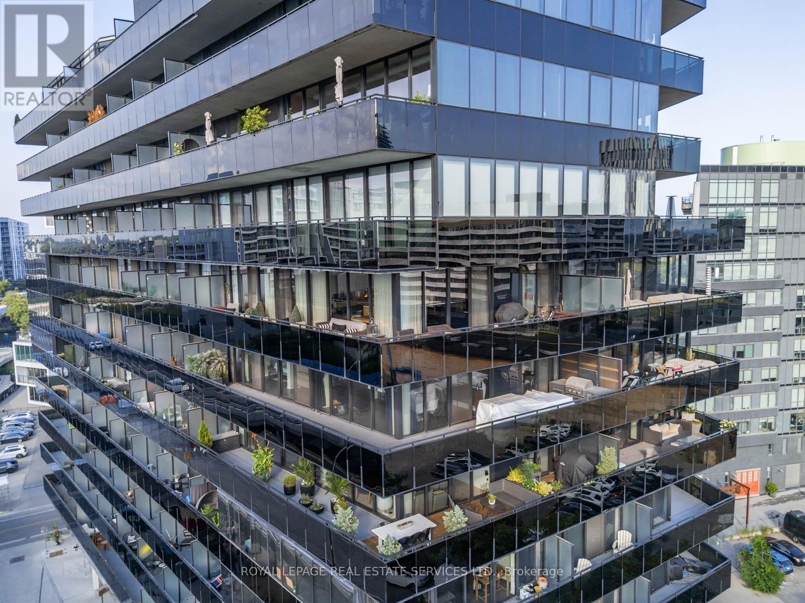 












904 - 21 LAWREN HARRIS SQUARE

,
Toronto,




Ontario
M5A0T4

