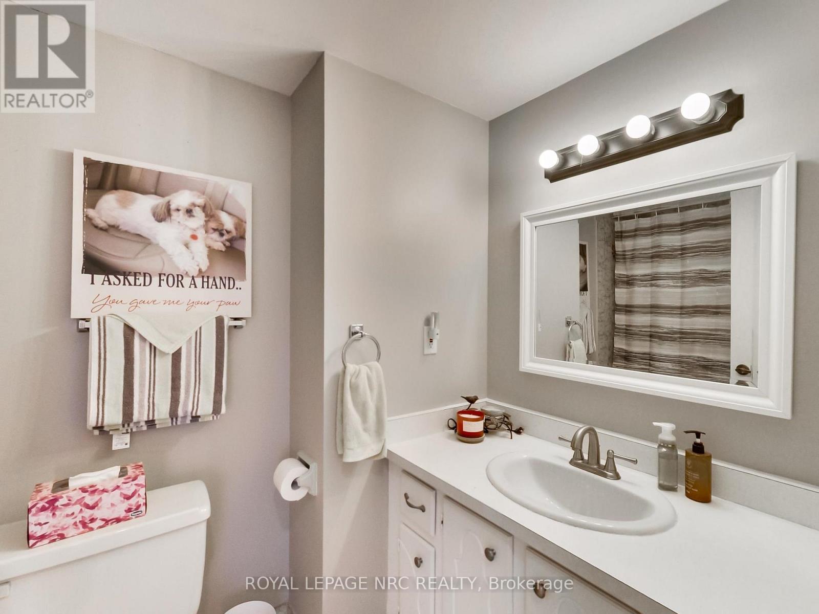 












405 - 30 HARRISFORD STREET

,
Hamilton,




Ontario
L8K6M9

