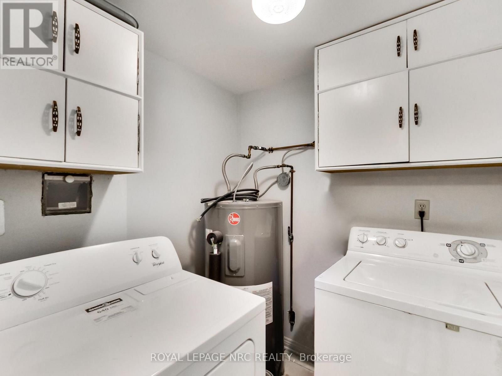 












405 - 30 HARRISFORD STREET

,
Hamilton,




Ontario
L8K6M9

