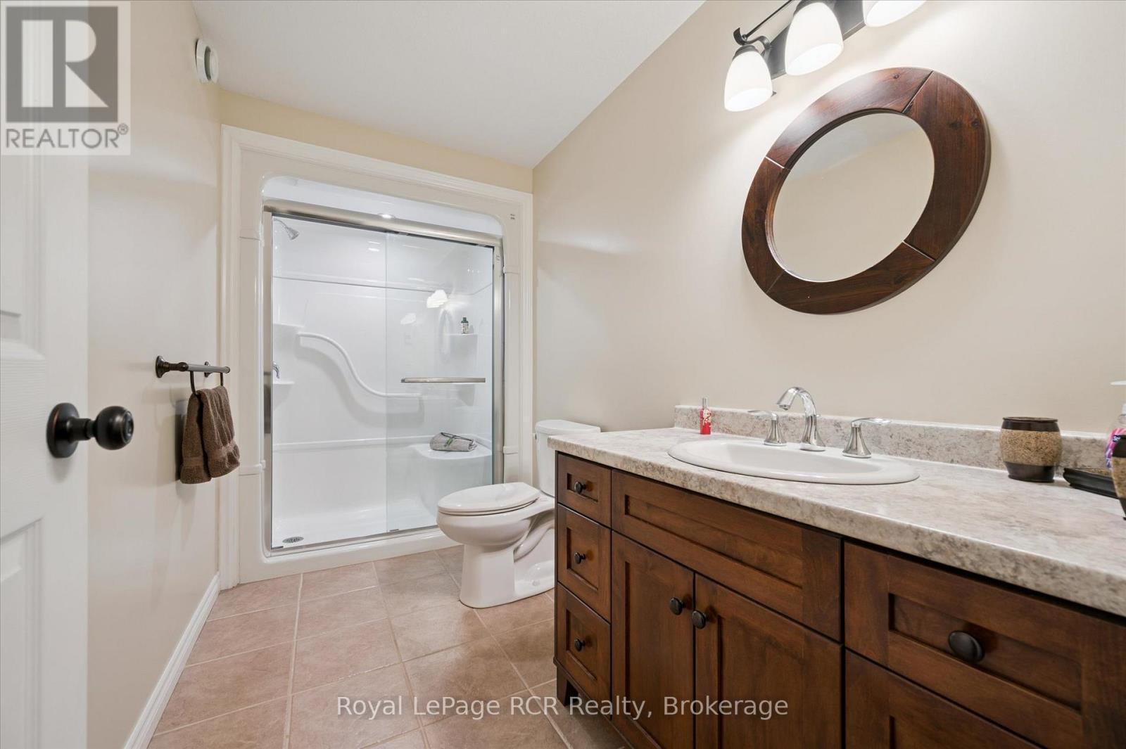 












10 SPARBERRY STREET W

,
Southgate,




Ontario
N0G2L0

