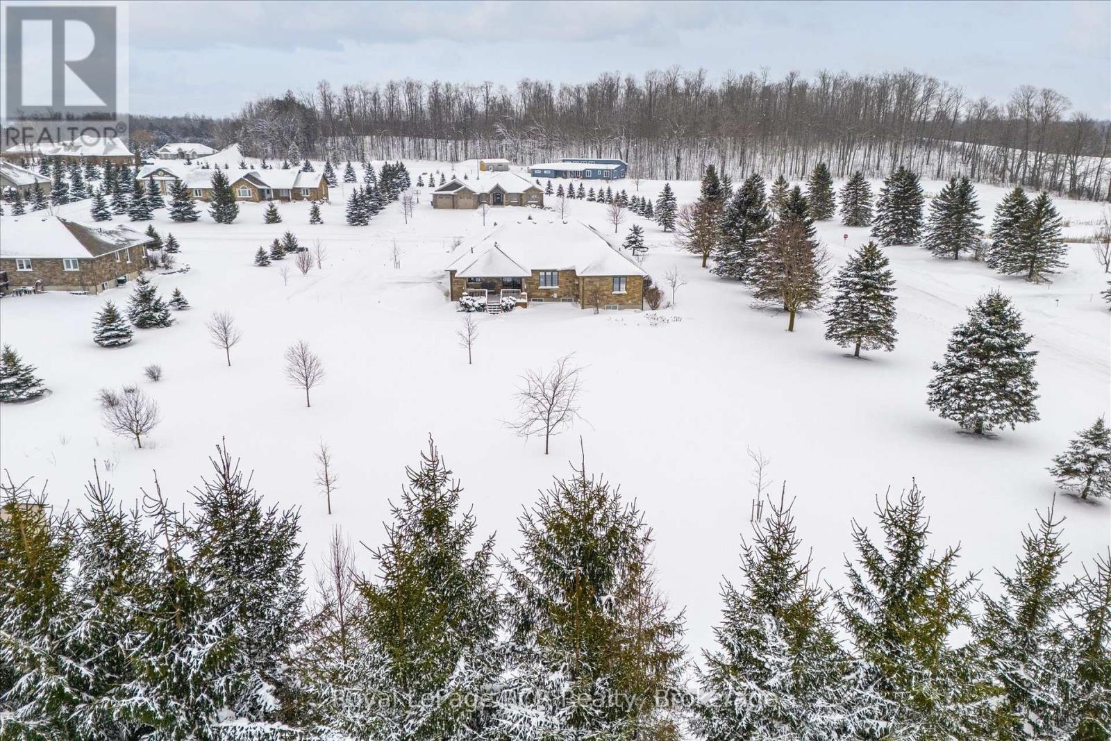 












10 SPARBERRY STREET W

,
Southgate,




Ontario
N0G2L0

