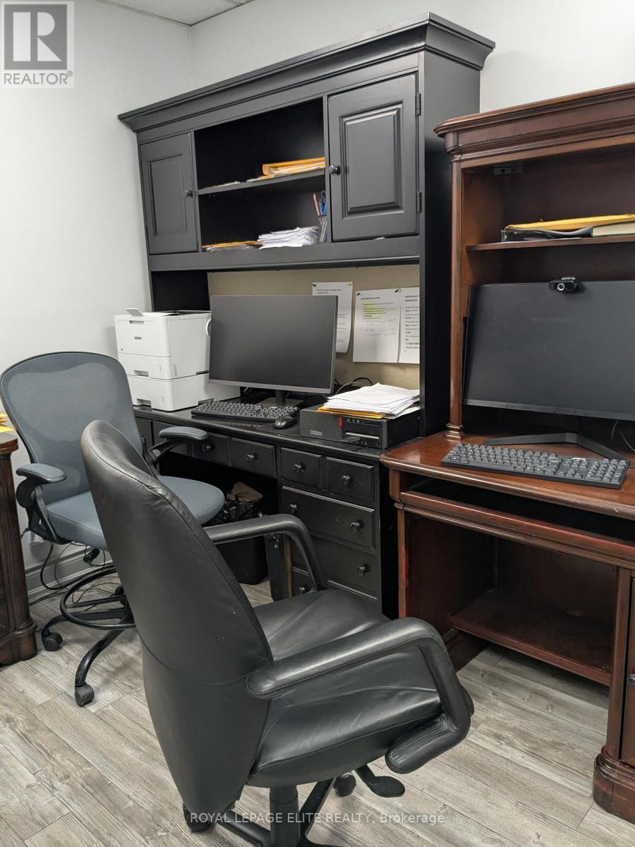 












202 - 1150 EGLINTON AVENUE E

,
Mississauga,




Ontario
L4W2M6

