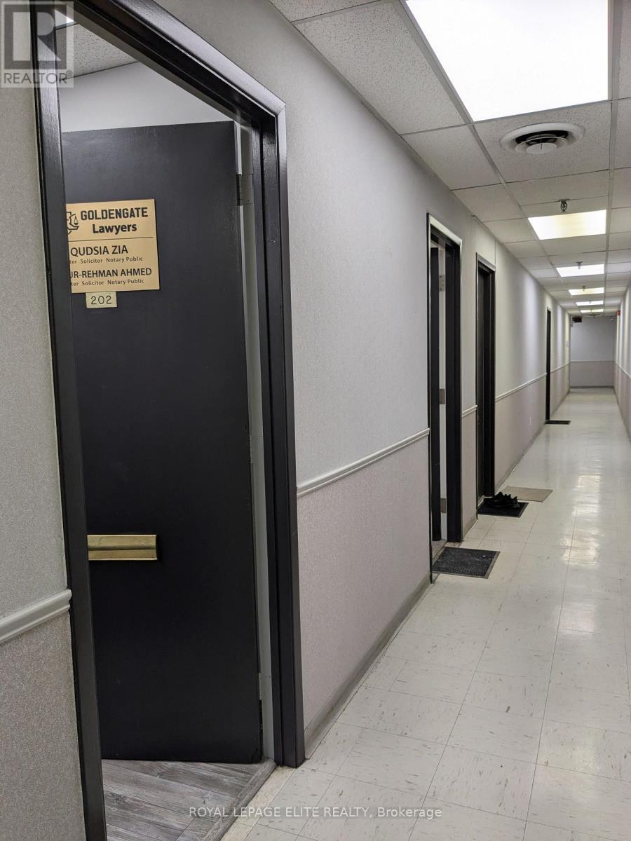 












202 - 1150 EGLINTON AVENUE E

,
Mississauga,




Ontario
L4W2M6

