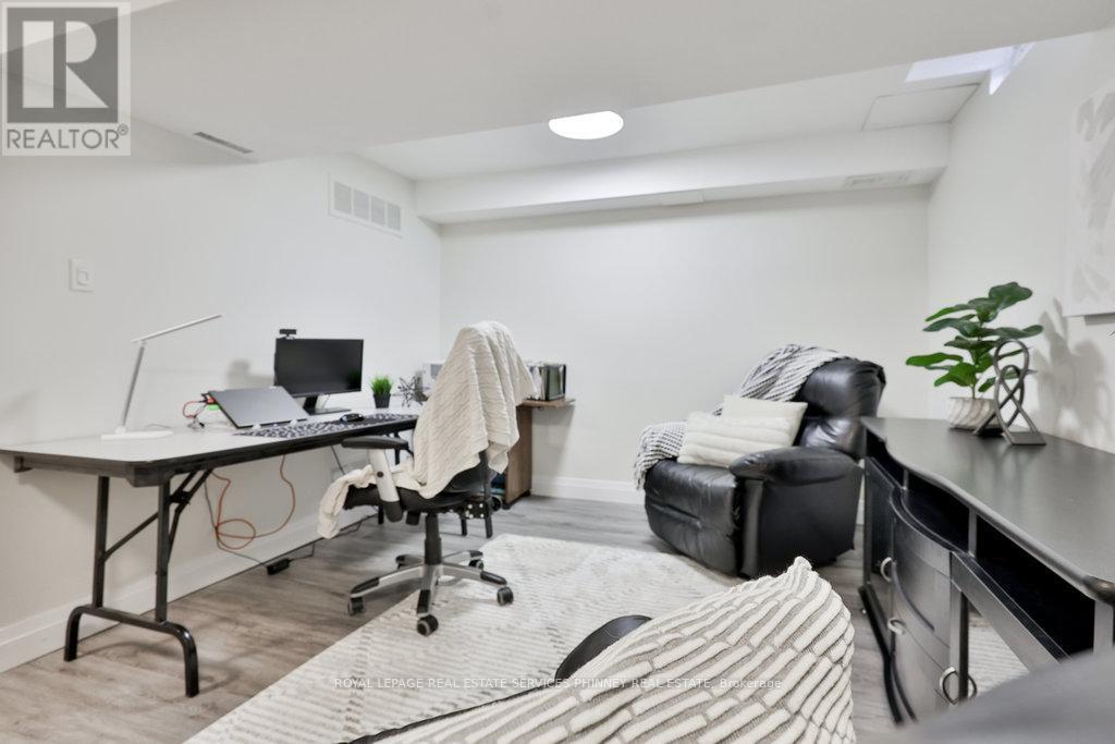 












66 - 1558 LANCASTER DRIVE

,
Oakville,




Ontario
L6H2Z4

