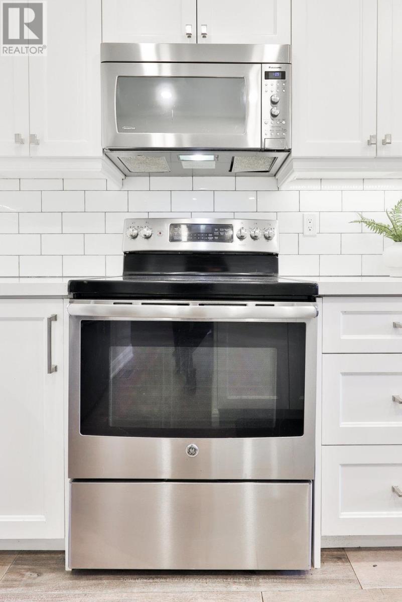 












66 - 1558 LANCASTER DRIVE

,
Oakville,




Ontario
L6H2Z4

