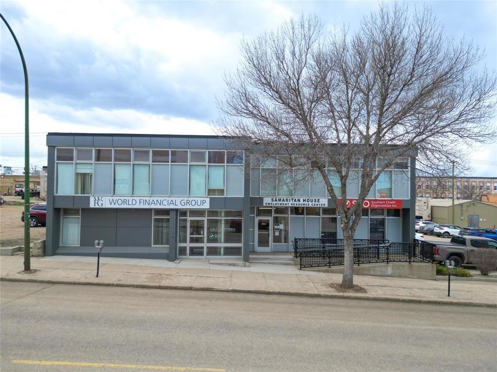 












136 11TH Street

,
Brandon,




Manitoba
R7A4J4

