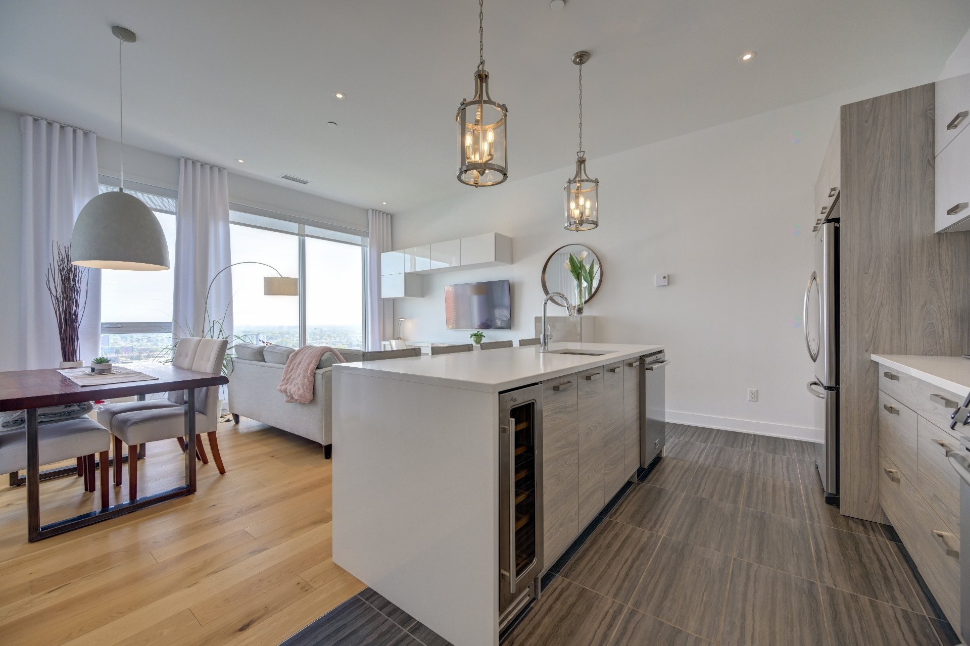 









1400


Rue Lucien-Paiement

, 1702,
Laval (Laval-des-Rapides),




QC
H7N0E3

