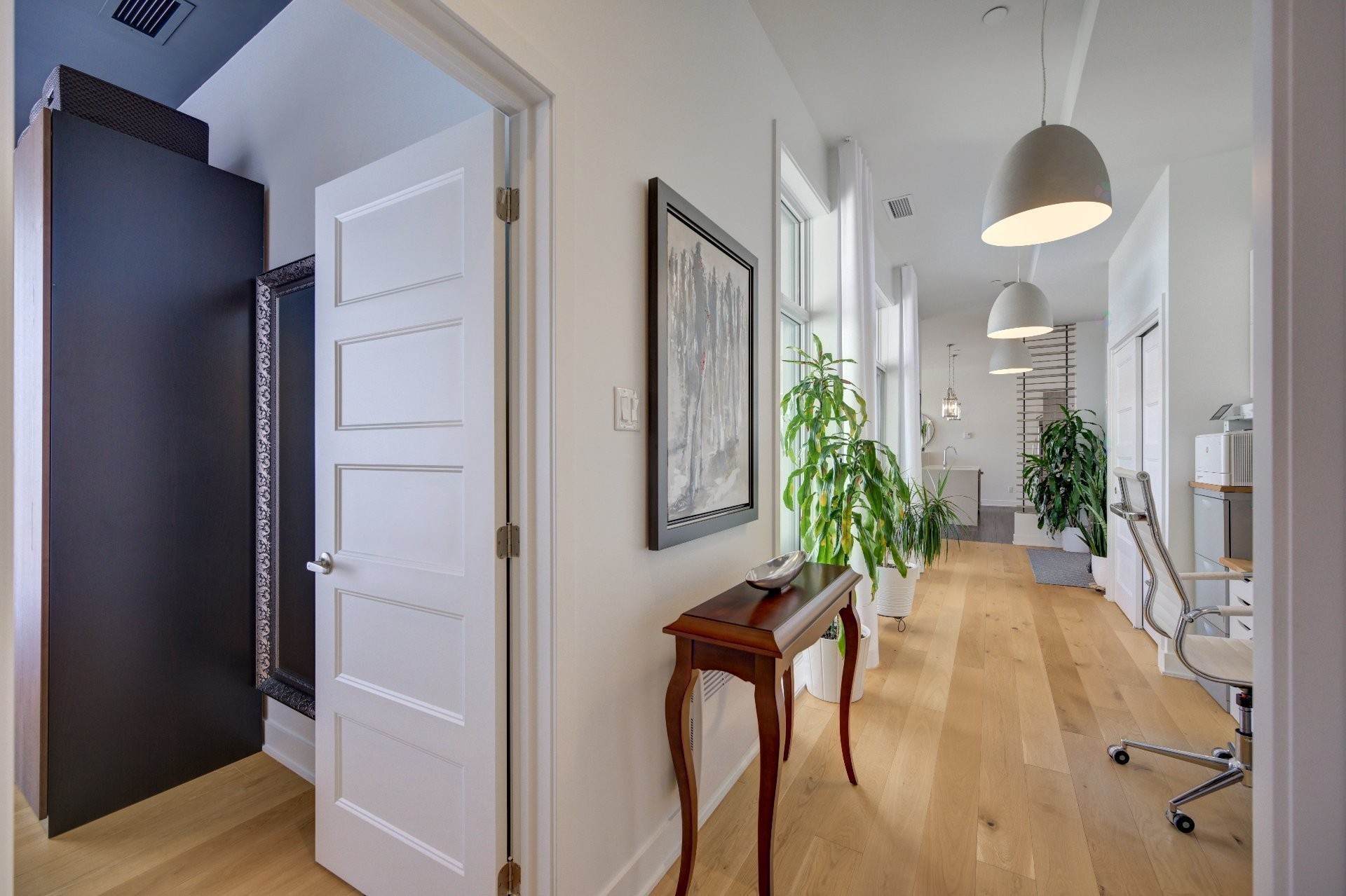 









1400


Rue Lucien-Paiement

, 1702,
Laval (Laval-des-Rapides),




QC
H7N0E3

