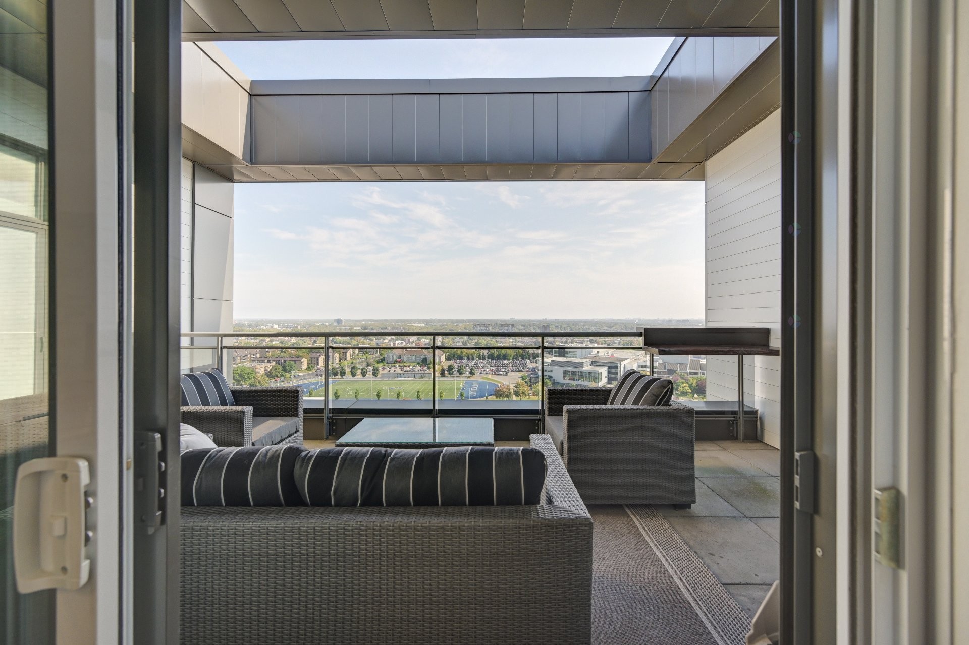 









1400


Rue Lucien-Paiement

, 1702,
Laval (Laval-des-Rapides),




QC
H7N0E3

