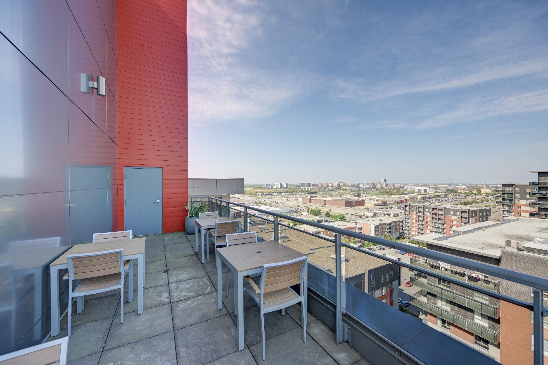 









1400


Rue Lucien-Paiement

, 1702,
Laval (Laval-des-Rapides),




QC
H7N0E3

