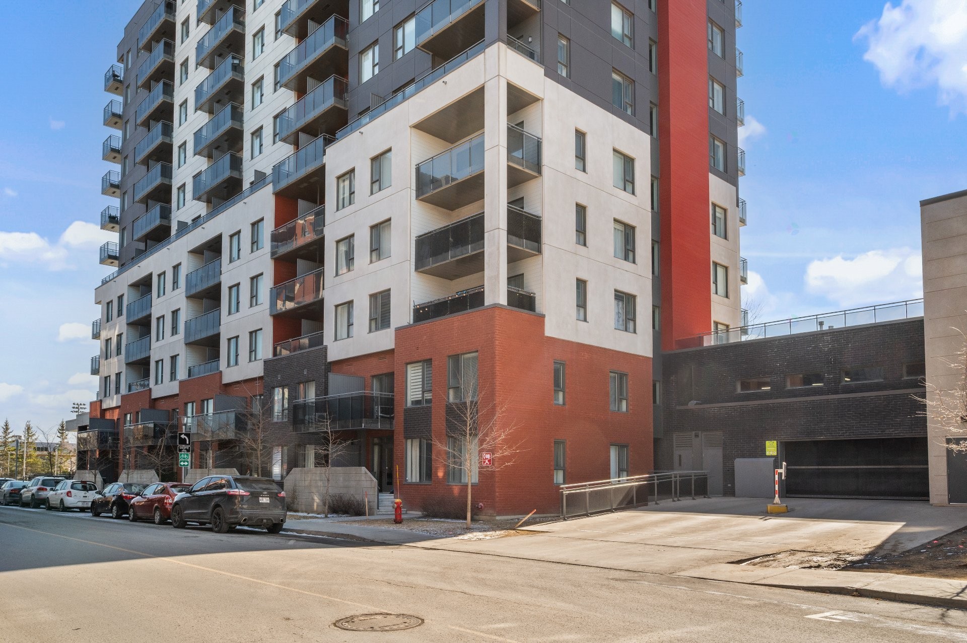 









1400


Rue Lucien-Paiement

, 1702,
Laval (Laval-des-Rapides),




QC
H7N0E3

