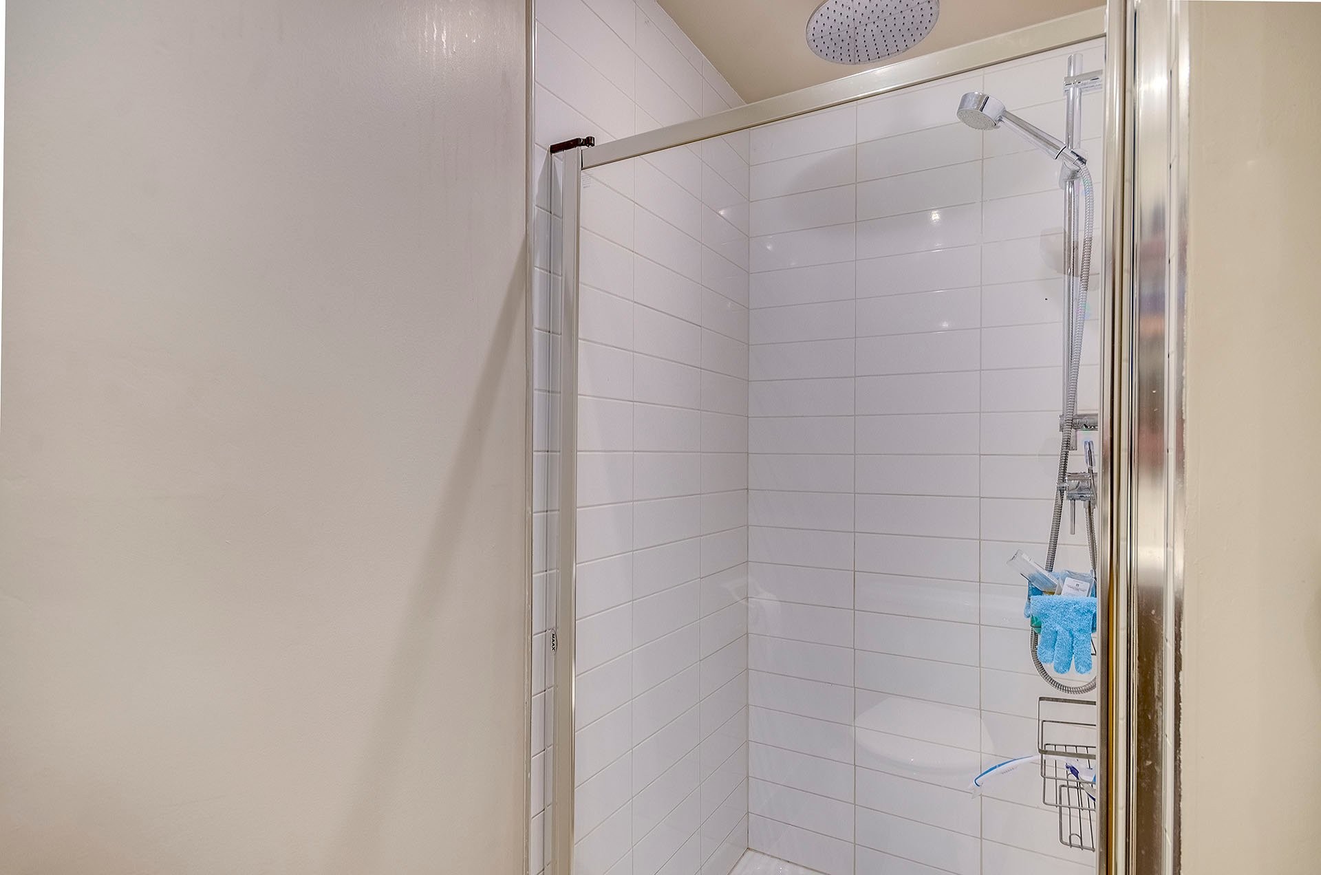 









556


Ch. Réal

, 302,
Sutton,




QC
J0E2K0

