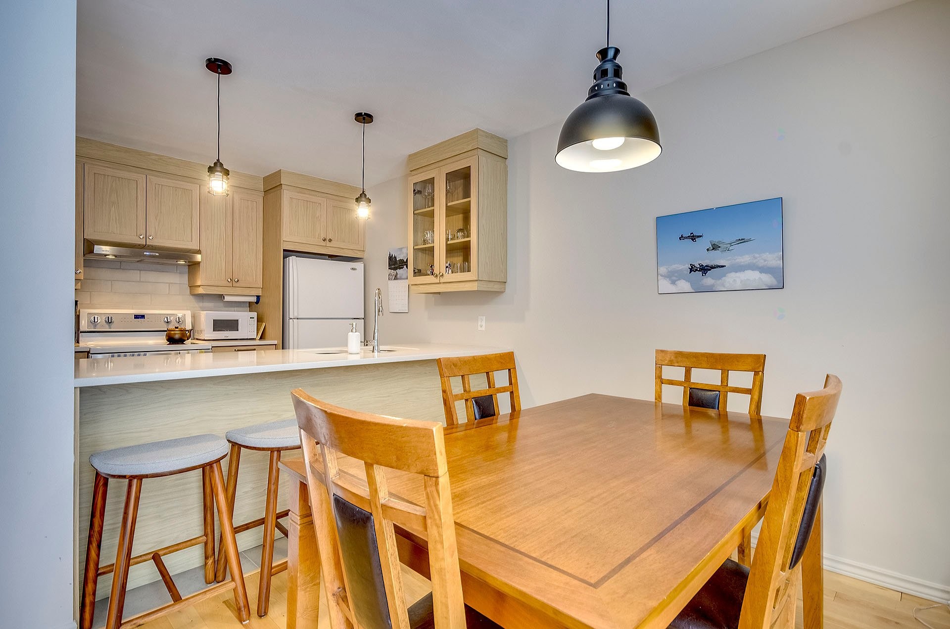 









556


Ch. Réal

, 302,
Sutton,




QC
J0E2K0

