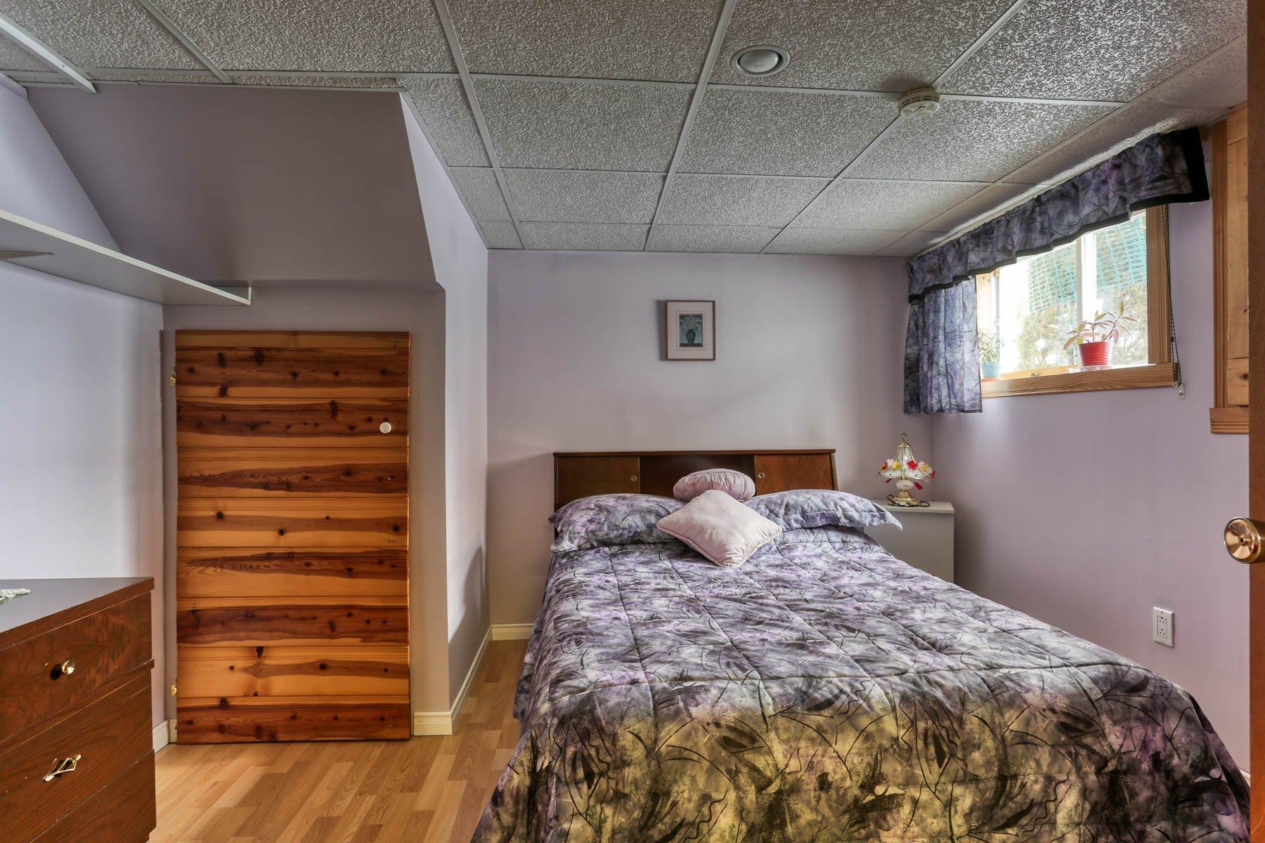 









2492


Av. Glenada

,
Shawinigan,




QC
G9N6L1

