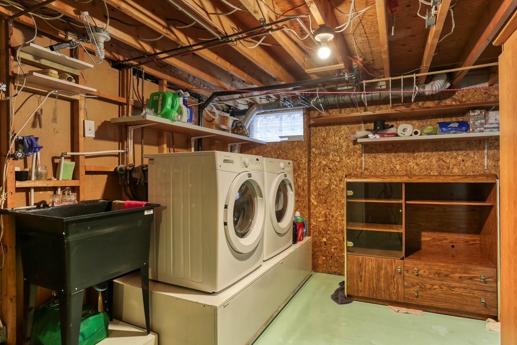 









2492


Av. Glenada

,
Shawinigan,




QC
G9N6L1

